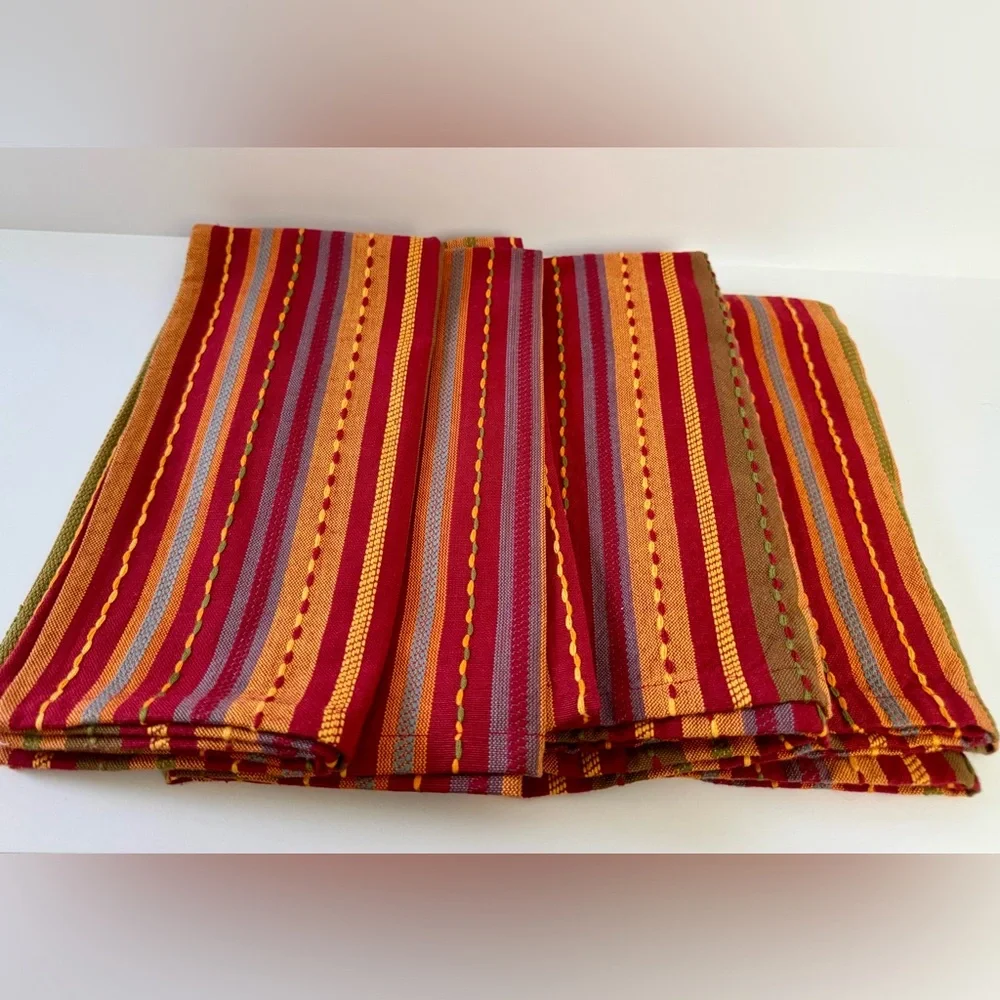 Embroidered Cloth Dinner Napkins set of 4 Colorful Festive Bobby Flay NWOT